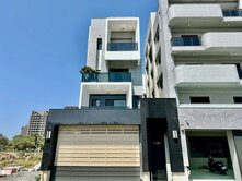 14期大地坪｜電梯豪墅｜獨棟五套房｜雙車朝南