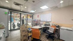 (獨賣) 板橋區 永豐街 精緻一樓 (住，店，辦)
