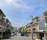 14期旁華廈價透天屋