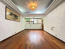 AC300廣慈龍門邊間庭院一樓【中信房屋張翔喆】