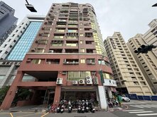 農16瑞豐巨蛋商圈2+1房車位