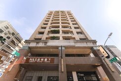 愛河景觀【太子敦園】一層一戶#雙主臥+雙平車豪邸