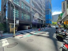 🏆儀居團隊🏆I8美妍家｜雙車位可單買