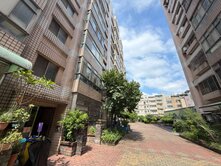 體育園區太子鎮三房+平面車位