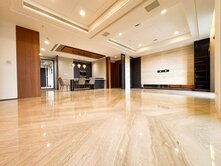 🪖小歐班X藝術景觀豪宅｜高檔裝潢｜連號3平車