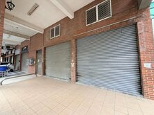 崇德文心站旁七米寬金店