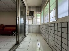 獨家！水湳超俗一房一廳+平車！海闊天空次頂樓大空間