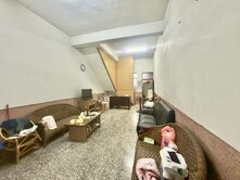 縣府商圈8米路透天