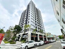 東區LaLaport生活圈全新2房平面車位