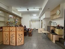 中港路金店面 