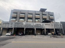 仁武仁雄登發商圈-臨15米路大地坪約35坪便宜店住