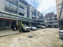 巧揚天荷11年雙車位別墅,近烏日高鐵站