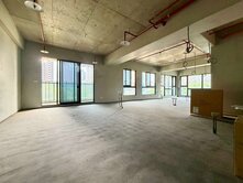 中路俬藏泱 絕版四房雙車露台戶