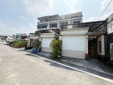 橋頭#高大雙商圈#臨路傳統格局透天雙車墅
