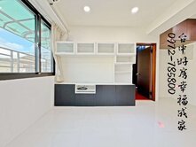 綠園道旁~三房附車~10年屋~1368萬