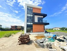 近羅東全新百坪5房電梯農舍~台灣房屋婕如~小豬