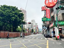 @學府路淡水捷運站生活商圈公寓一層一戶美宅