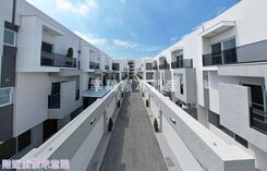 近南科全新三角窗可停五車墅