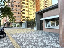 合群新城採光海景三房雙衛開窗平車宅