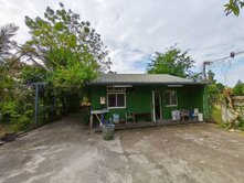 美濃香草風情｜公園首排｜方正建地
