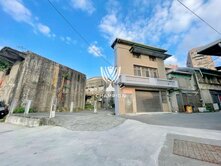 【冠軍-吳韓】🌊勝利市場旁｜透天三房・住商兩用
