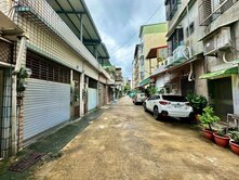 光華商圈★正光華國小旁車庫透