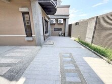 梧棲超大角邊雙臨路電梯間間套房美別墅
