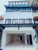 桃園龍安特區全棟翻新金店透天使用70坪