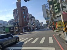 台南二中商圈公園路旁滿租透天店住-S022