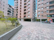 宜蘭縣政高鐵採光3房華廈(附平面車位喲~🚗