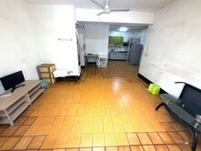 武慶三多商圈近衛武營*公寓四樓/地下室有平車可租