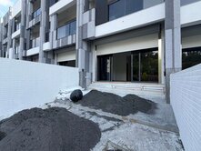 賠售!中埔國小旁全新雙車店住
