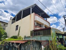 蘋果件｜近車站超值大地坪(42坪)邊間透天