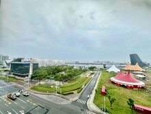 【吳虹誼】亞灣海景首排★屋況佳免整理四房車位