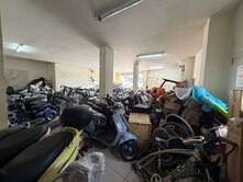 獨家出售 三重仁愛街大面寬三角窗店辦