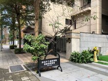 汐港湖買屋找阿國-近捷運站-風範邊間2房+車位