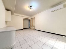 中山醫旁+大慶捷運_三房+機上休旅車__室內２７坪