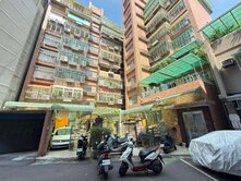 🏡 實踐國小華廈｜可塑四房門前停車低公設低管理費