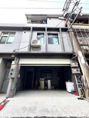 近體育園區全棟整新裝潢超高投報收租透天