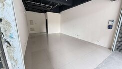 明新重劃區稀有小店面附車位★投資自用★