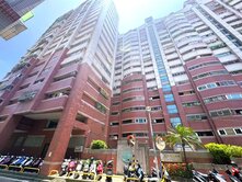 鼎中商圈"龍鄉十二代"高樓層採光佳四房平車