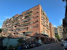 低總價★漂亮3房平面車位★寬敞大中庭★價格合理