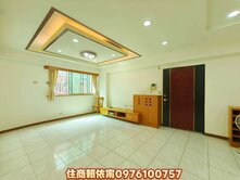 鄰近三民高中捷運站--邊間電梯四房車K142