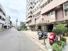 獨家低總價/一期中興路麥當勞商圈內新早市學區三房
