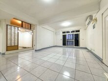 中壢華勛市場旁 | 稀有大空間雙陽台大三房