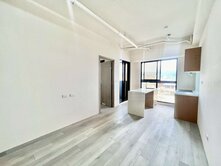 東區泓瑞拉拉漾｜頂樓視野全新兩房兩衛+平車