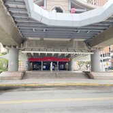 稀有奇岩捷運站前正對面透天金店面