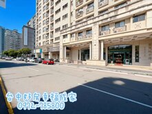 西屯~青海路~震後屋齡~4房平車~高樓戶