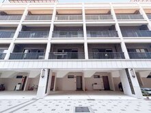 高科大【龍廷大學森】全新面寬。孝親併排車墅