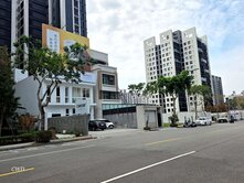 機捷總站｜好市多｜10米大面寬｜電梯透天店面